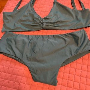 Fused Hawaii swim set. Palm tree.